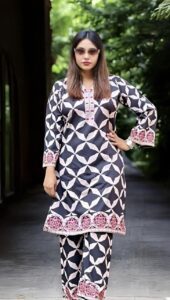 Premium micro stage tow piece set print black